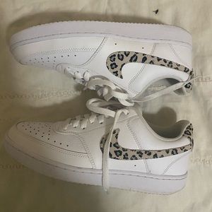 Women’s Nike Court Vision. Size 9. Like new.